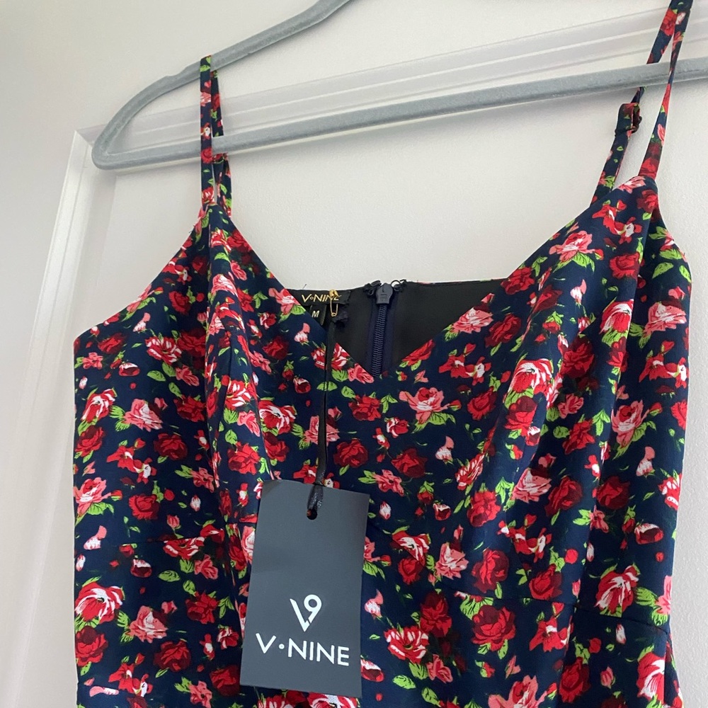 V nine brand dress
